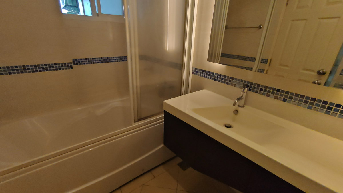 picture Life @ sukhumvit 65 condo for rent  17000 per month  42sqm 1bed close to bts Phrakhanong - 7/7