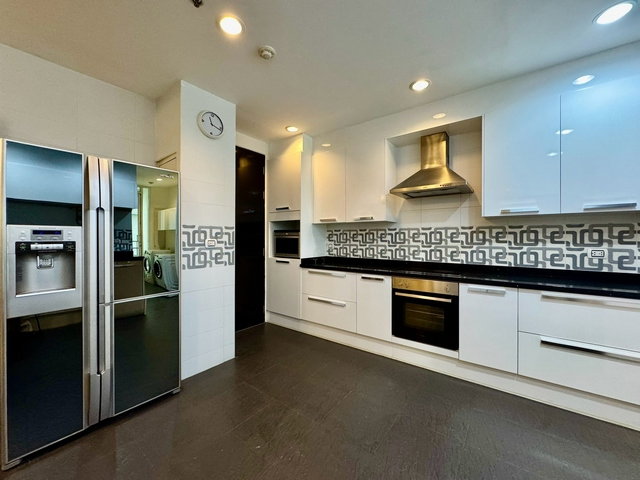 picture The Madison | Superb 2 Bedroom Condo Near BTS Phrom Phong - BR18394CD - 8/34