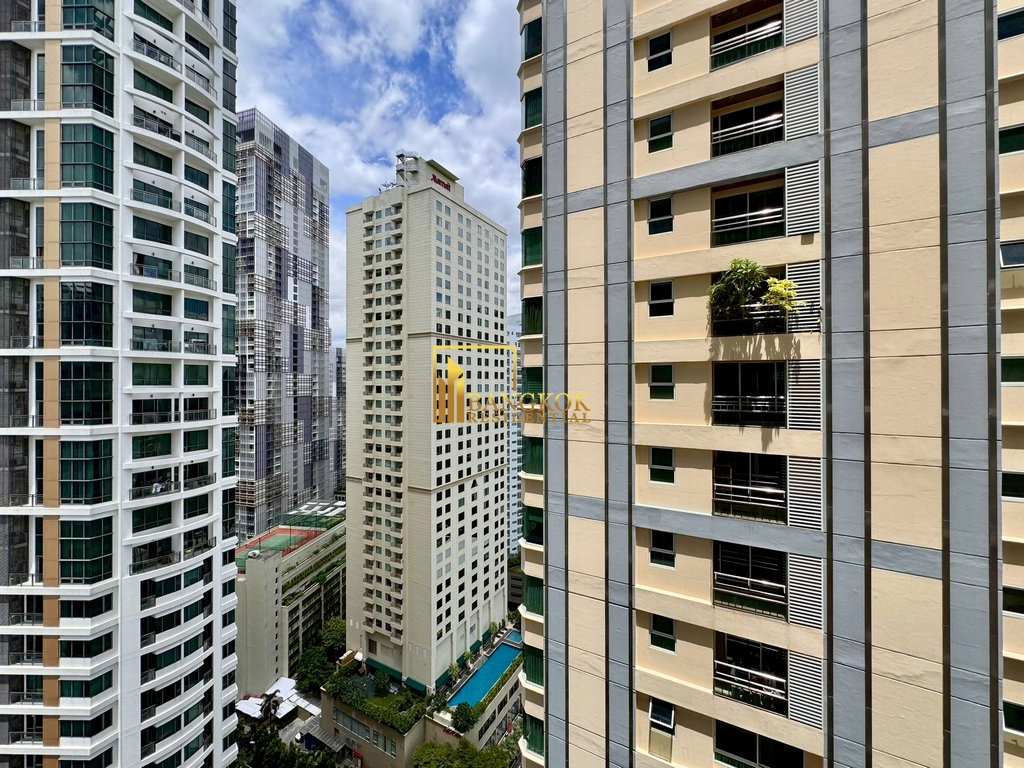 รูป Emporio Place | Roomy 3 Bedroom Condo in Phrom Phong - BR14518CD - รูปที่ 8/43