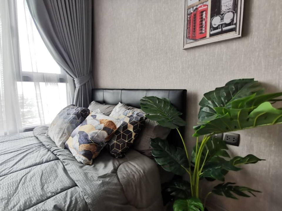 picture Condo for RENT: The Line Sukhumvit 101 𝐒𝐢𝐳𝐞 : 27 sqm. 𝐓𝐲𝐩𝐞 : 1 Bed 1 Bath /City view / Balcony 𝐅𝐥𝐨𝐨𝐫 : 27th ✅ Fully furnished - 3/12