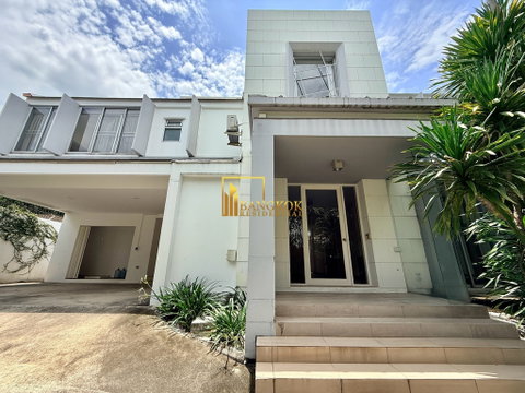 Delightful 4 Bedroom Pool Villa in Soi Soonvijai Area - BR8131SH