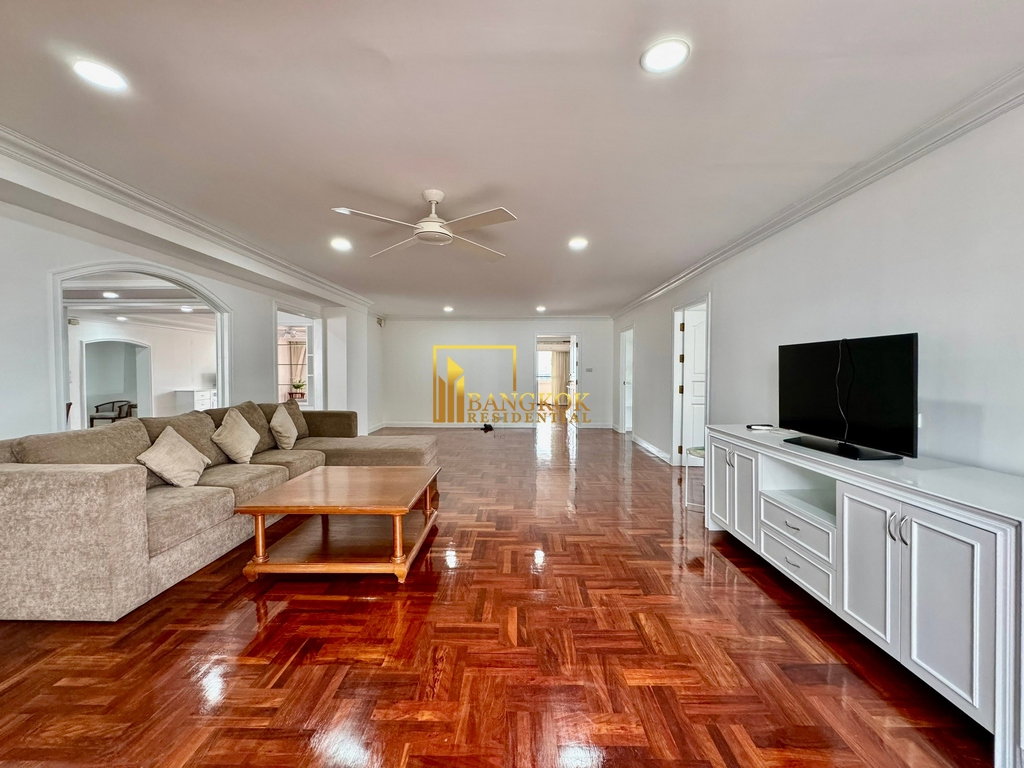 picture Impressive 3 Bed Apartment in Phrom Phong Area - BR21182AP - 12/55