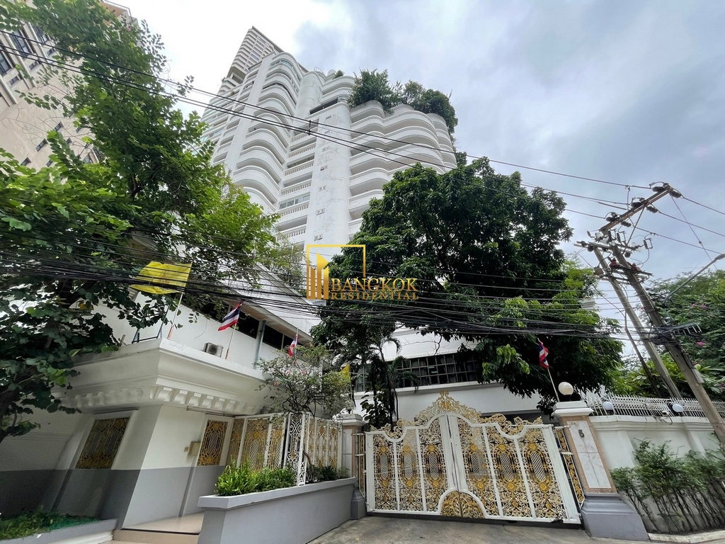 picture Impressive 3 Bed Apartment in Phrom Phong Area - BR21182AP - 55/55