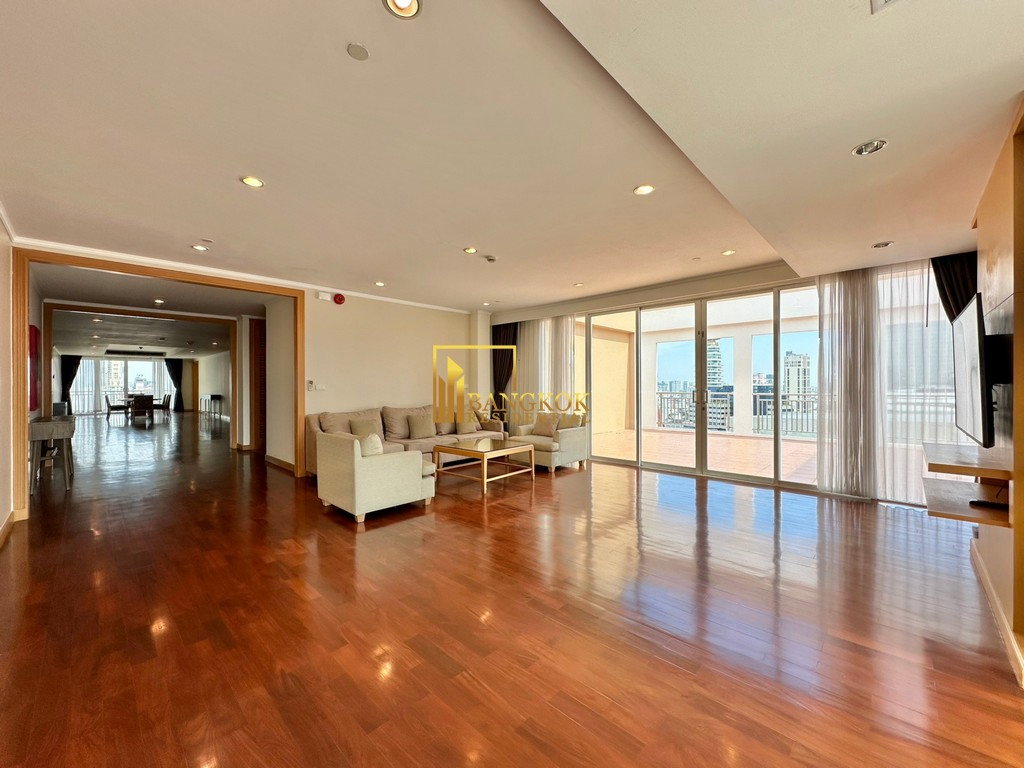 รูป Very Spacious 4 Bedroom Apartment With Private Terrace - BR0346AP - รูปที่ 7/56