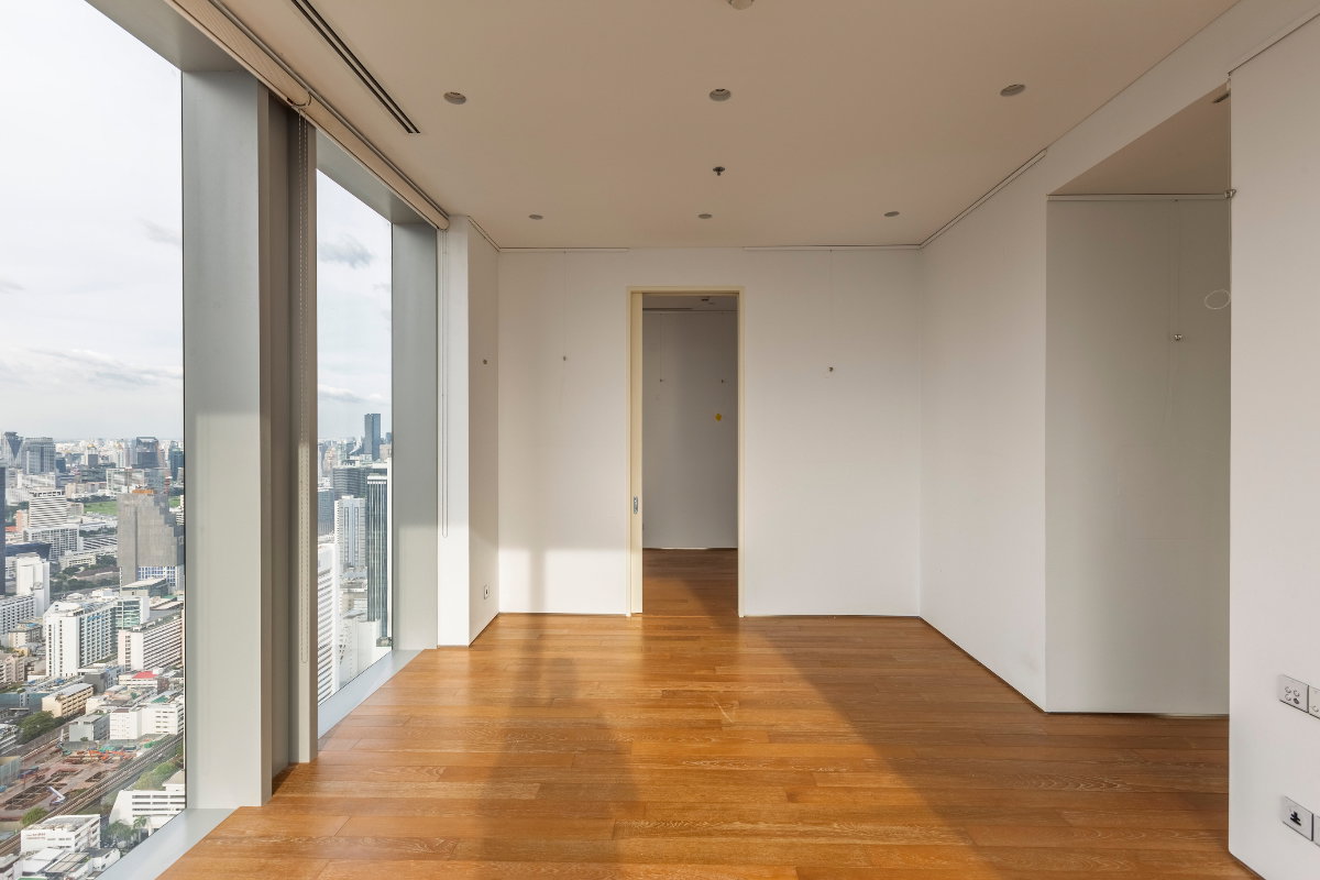 picture The Ritz-Carlton Residences Bangkok | 52nd Floor | 244 sqm | 2 Bed + Study | Private Balcony - 15/51