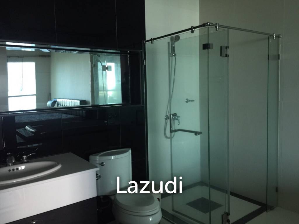 รูป 60 sqm 1 Bedroom Condo on High Floor at The Address Chidlom Lumpini Bangkok - รูปที่ 13/14