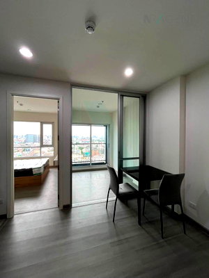 Condos for rent : For Rent Condo THE PRESIDENT CHARAN - YAEK FAI CHAI STATION Building , Floor 18,1 bed room, Room size 35.00 sqm