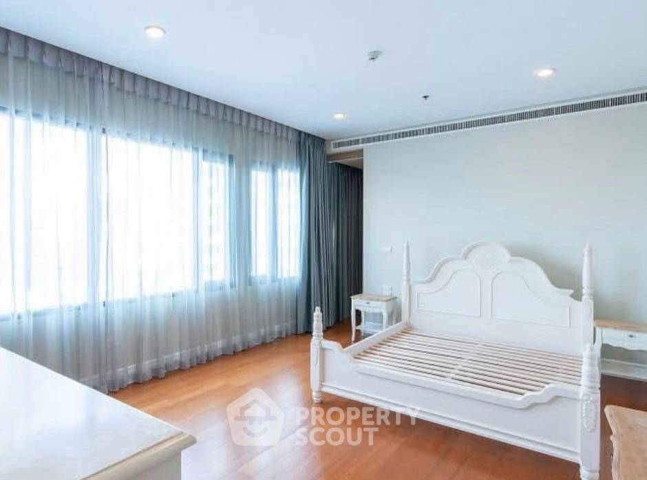 รูป คอนโด 3 ห้องนอน 177 ตร.ม. ชั้น 29 โครงการ Bright Sukhumvit 24 ใกล้ BTS พร้อมพงษ์ (ID 3110100) - รูปที่ 6/9
