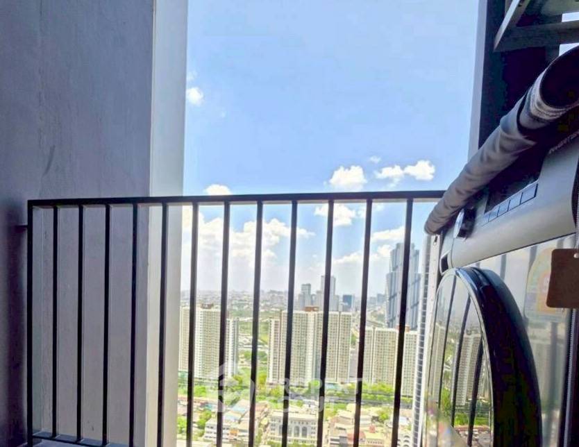 picture 1-BR Condo At Nue District R9, MRT Phra Ram 9 200m, 32nd Floor (ID 3114668) - 7/9