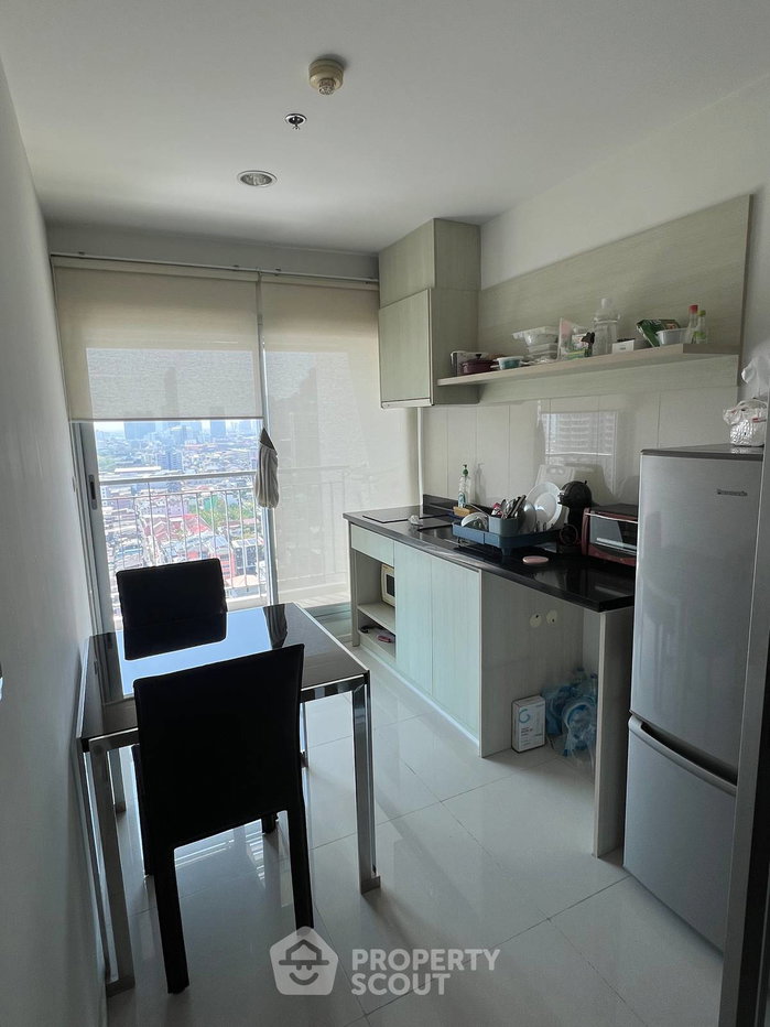รูป คอนโด 1 ห้องนอน ขาย ที่ ริธึ่ม สาทร ใกล้ BTS สะพานตากสิน 300 ม. (ID 3118188) - รูปที่ 4/6