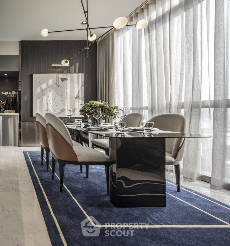 picture 2-BR Condo, The Monument Thonglo, 16th-Floor, 125 Sqm (ID 3114900) - 9/11