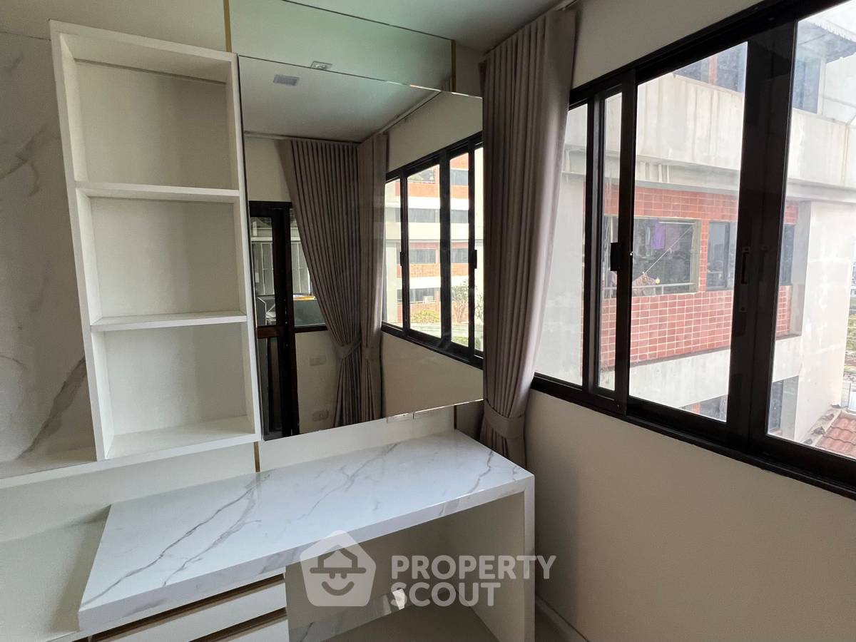 picture 2-BR Condo For Sale, The Winning Tower, ARL Ramkhamhaeng (ID 497198) - 27/45
