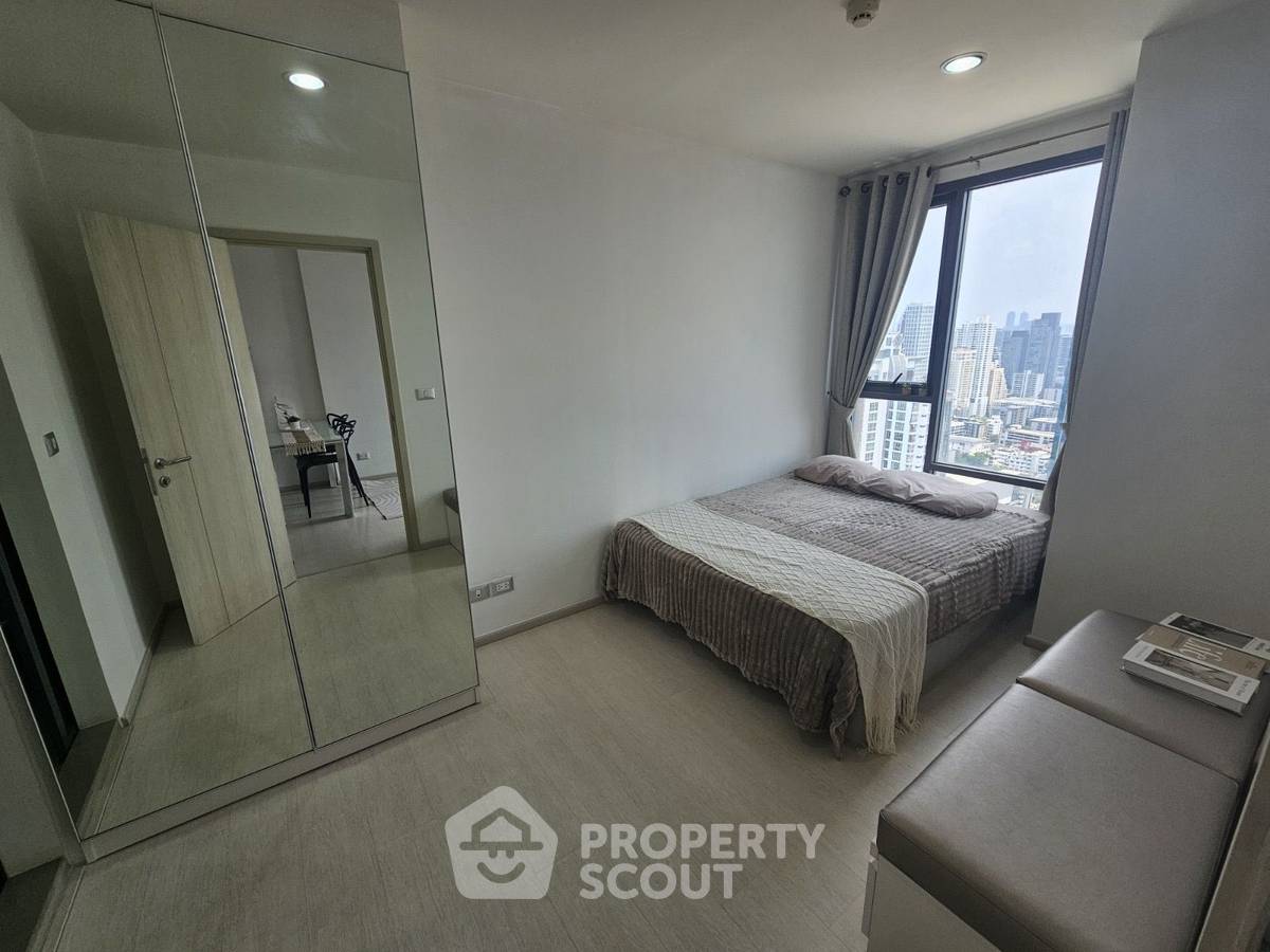 picture 1-BR Condo At Rhythm Sukhumvit 42, 34th-Floor • 200m to BTS Ekkamai (ID 3114369) - 2/11