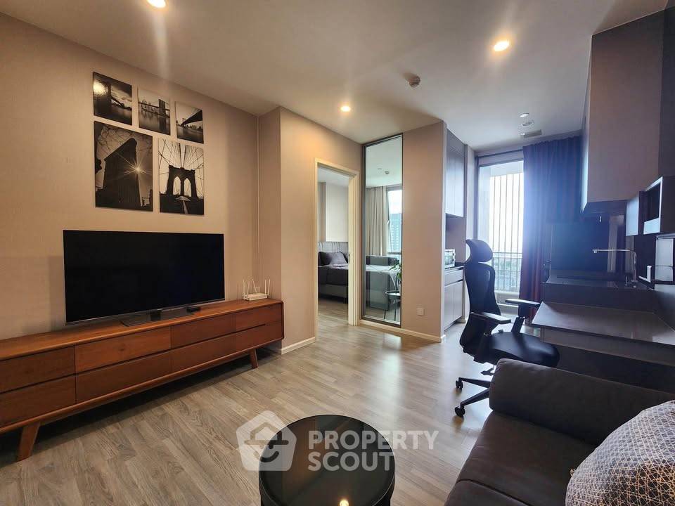 picture High-Floor 1-BR At The Room Sukhumvit 69, 100m to BTS Phra Khanong (ID 2398971) - 1/27