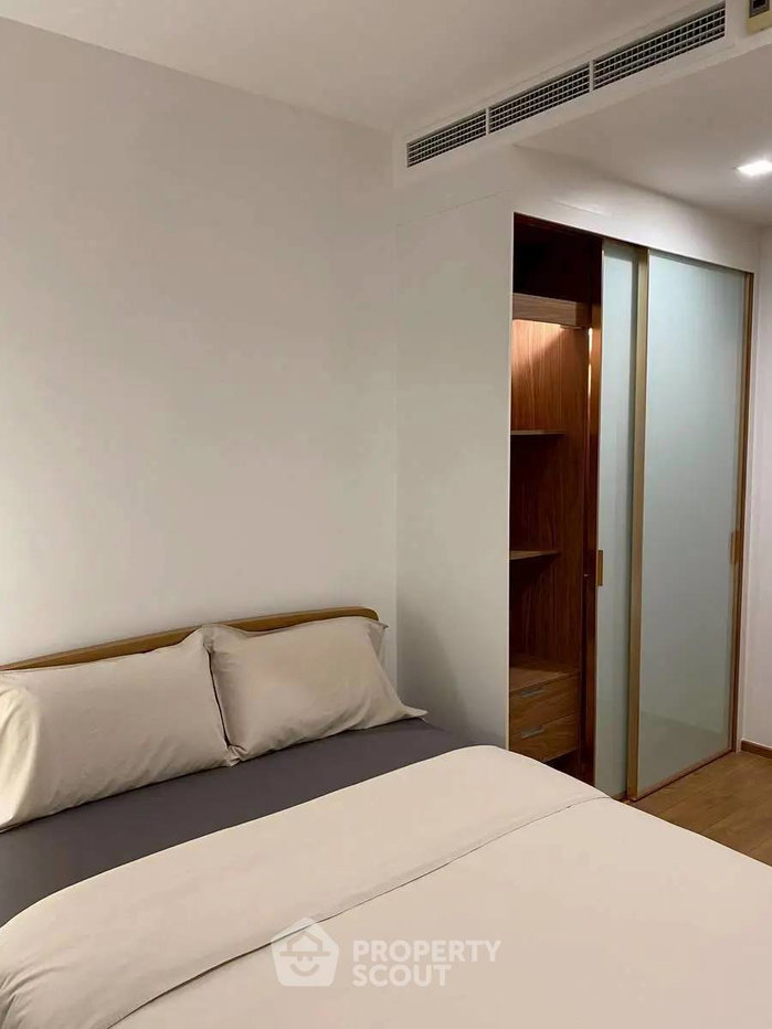 picture High-Floor 2-BR 70 Sqm At Noble Be 33 near BTS Phrom Phong (ID 3116280) - 14/15