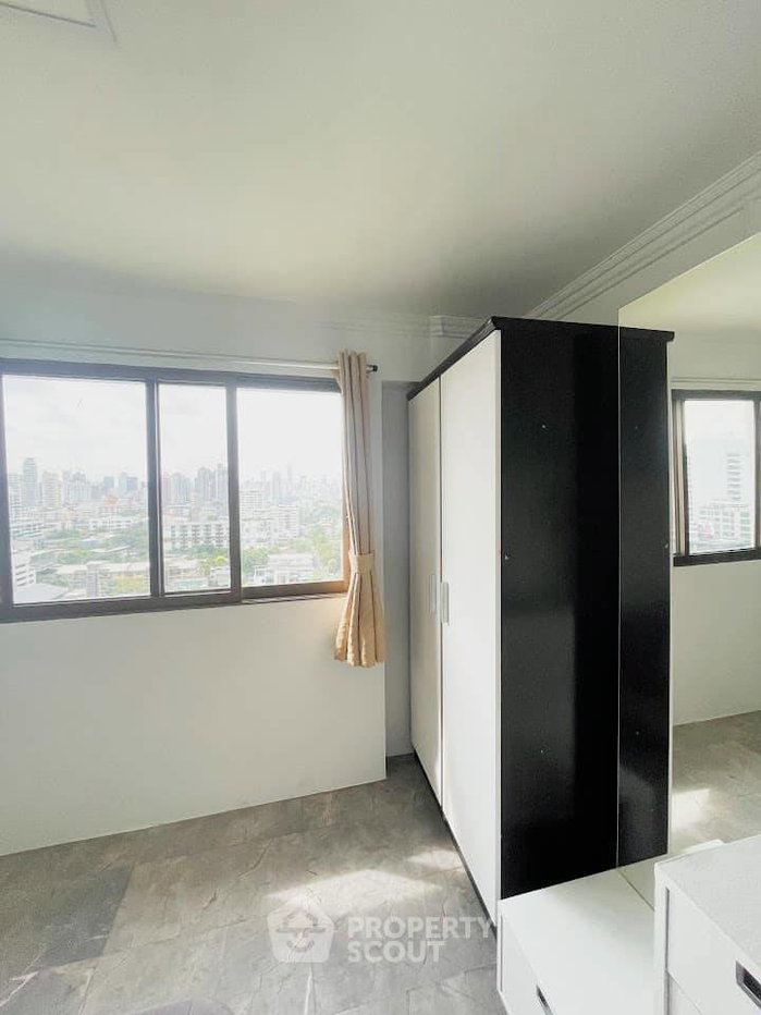 รูป คอนโด 2 ห้องนอน 50 ตร.ม. ชั้น 16 ที่ Thonglor Tower Condominium ใกล้ BTS ทองหล่อ (ID 879776) - รูปที่ 17/17