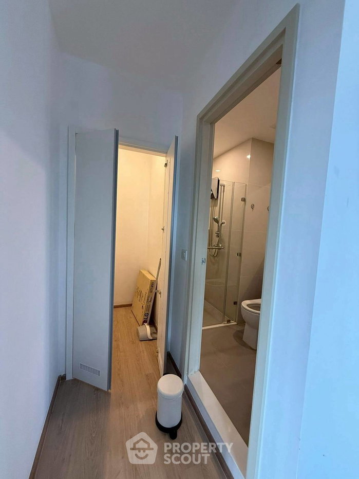 picture High-Floor 2-BR 65 Sqm At Life Asoke–Rama 9, 300m To MRT Phra Ram 9 (ID 2368927) - 8/13