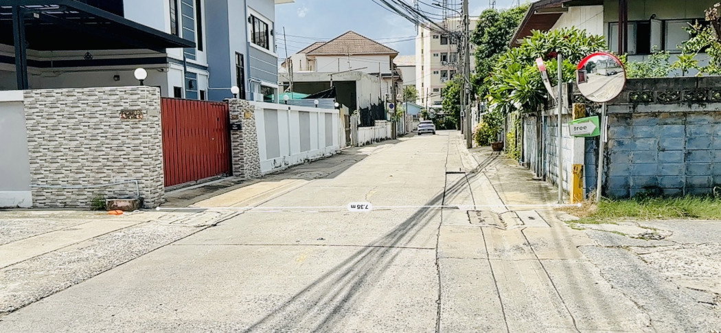 รูป ขาย ที่ดิน อารีย์ พหลโยธิน 8 เนื้อที่ 84 ตรว - รูปที่ 4/10