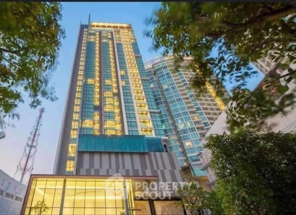 picture High-Floor 1-BR At The Room Sukhumvit 69, 100m to BTS Phra Khanong (ID 2398971) - 2/27