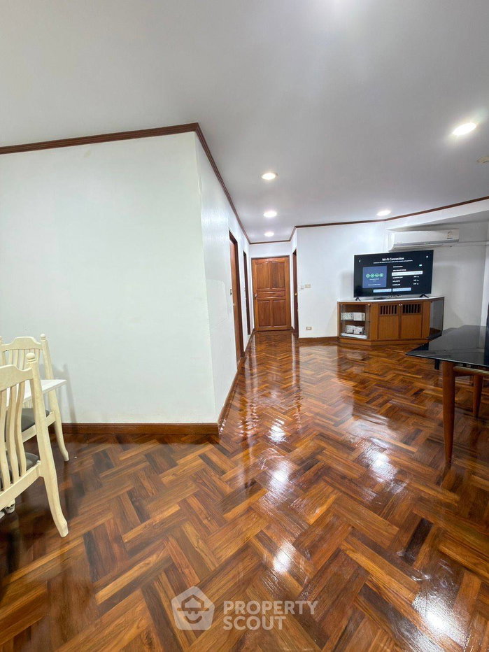 picture 18th-Floor 2-BR 95 Sqm Condo At Wittayu Complex Near BTS Phloen Chit (ID 3121938) - 2/15