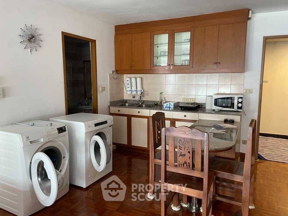 รูป ห้องชุด 1 ห้องนอน ชั้น 27 ขนาด 54 ตร.ม. ใน Silom Suite Condominium ใกล้ BTS Saint Louis 60 ม. (ID 3115294) - รูปที่ 8/14