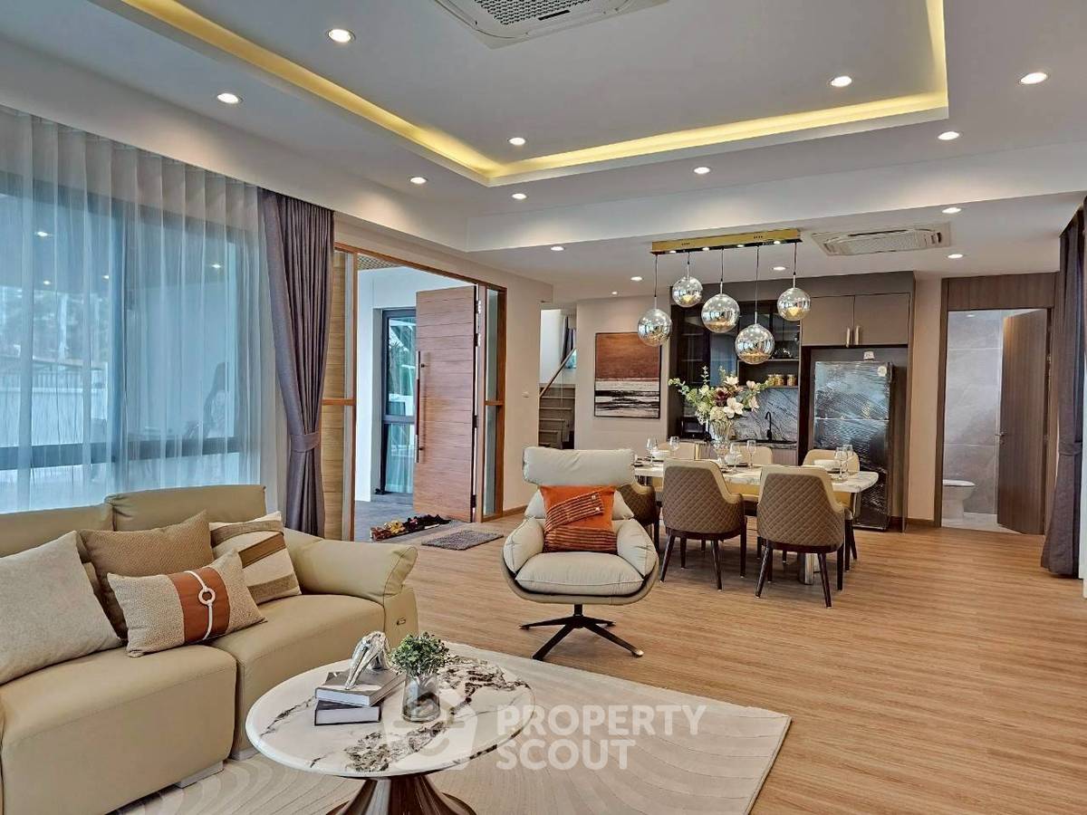 รูป บ้านเดี่ยว 4 ห้องนอน สำหรับขาย ในพัทยา ใกล้นาจอมเทียน/หนองปรือ บางละมุง ชลบุรี (ID 2108727) - รูปที่ 5/18