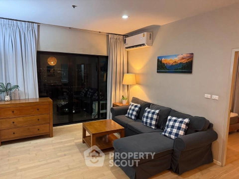 1-BR 70 Sqm Condo For Rent At Baan Sathorn Chaopraya, BTS Krung Thon Buri (ID 3088459)
