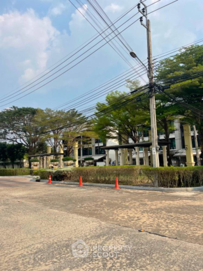 รูป ทาวน์โฮม 3 ห้องนอน ให้เช่า บ้านกลางเมือง นวมินทร์ 42 เขตคลองกุ่ม (ID 2036974) - รูปที่ 4/5