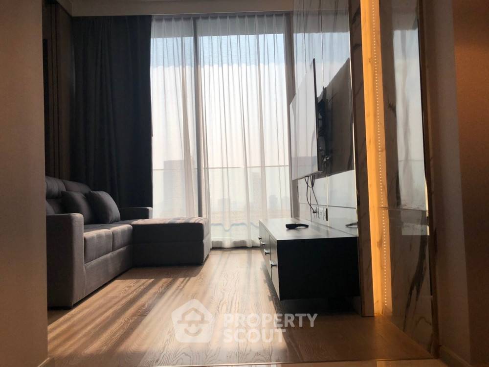 picture High-Floor 1-BR Condo Ashton Silom, 300m to BTS Chong Nonsi (ID 347736) - 4/14