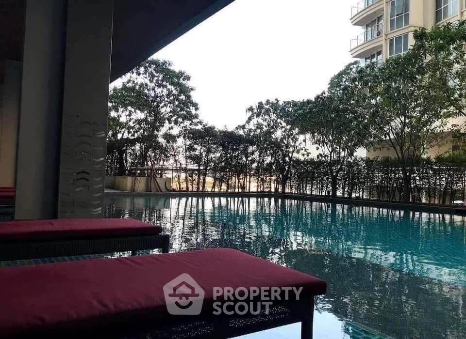 picture High-Floor 1-BR At The Room Sukhumvit 69, 100m to BTS Phra Khanong (ID 2398971) - 25/27