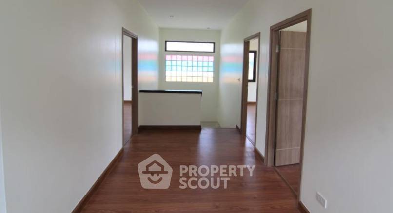 รูป บ้าน 4 ห้องนอน พร้อมเลี้ยงสัตว์ได้ ขายใกล้ศาลาธรรมสพน์ ทวีวัฒนา กรุงเทพ (ID 1464116) - รูปที่ 4/7