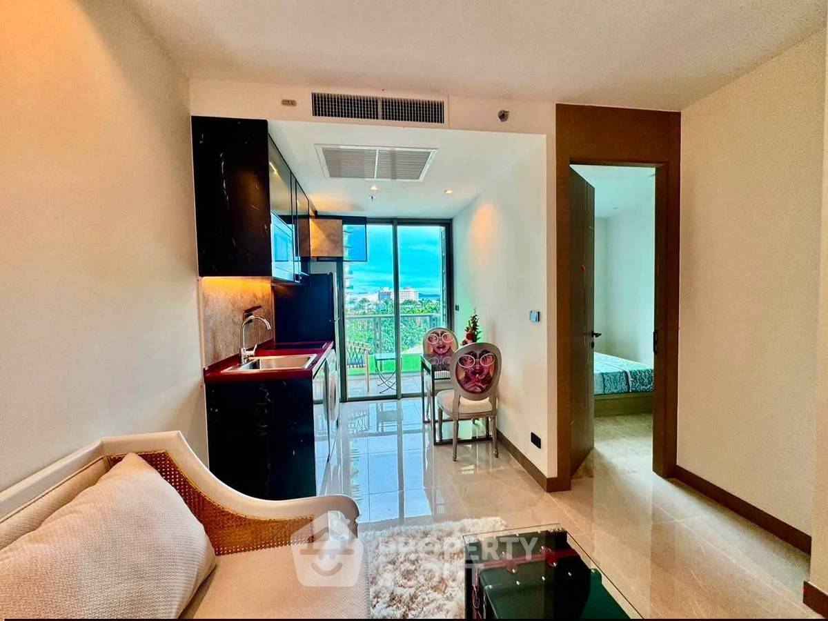 รูป คอนโด 1 ห้องนอน ราคาเหมาะสม ที่ The Riviera Ocean Drive จอมเทียน (ID 3124728) - รูปที่ 2/14