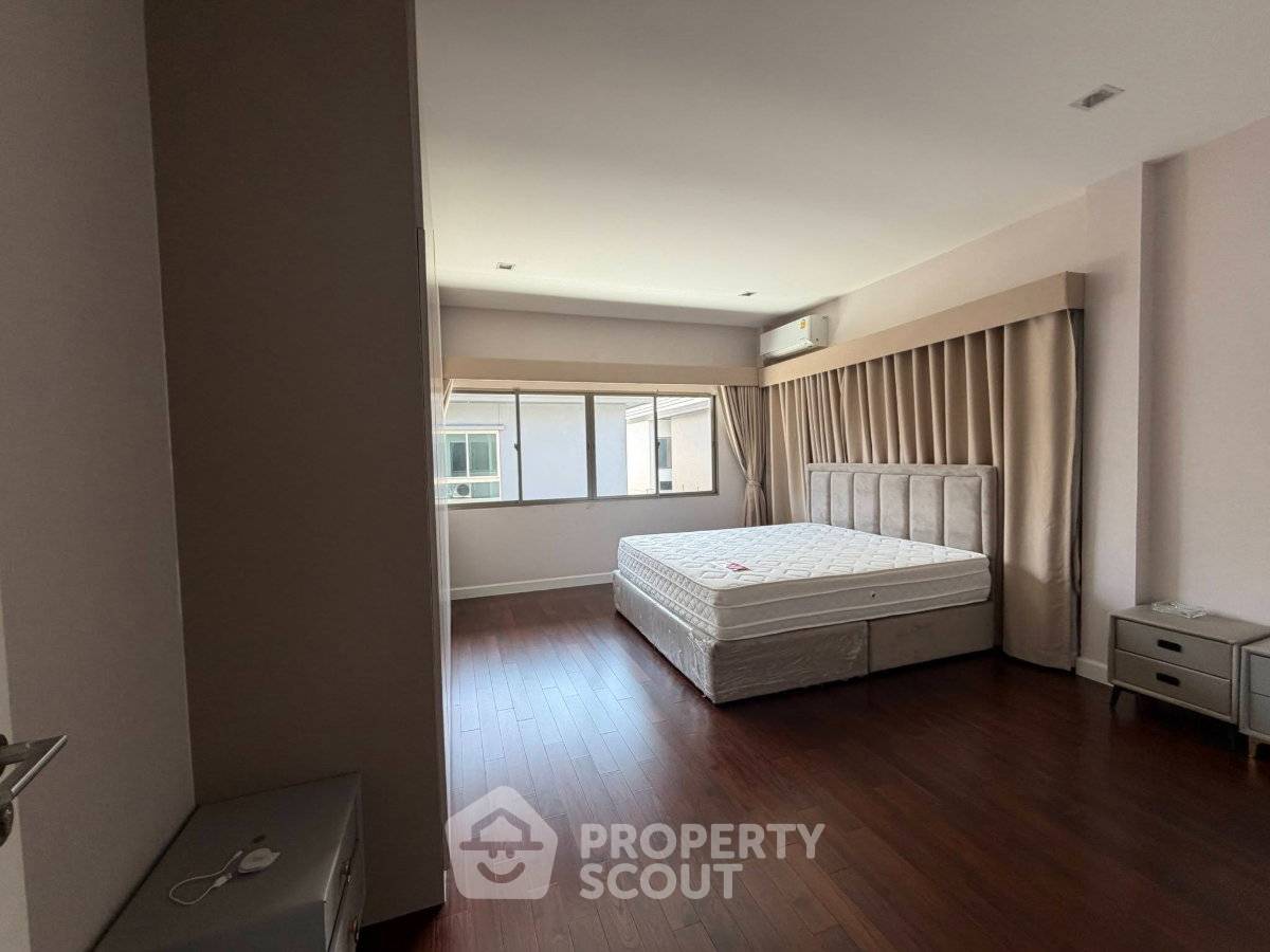 รูป บ้าน 4 ห้องนอนให้เช่า โครงการ บางกอก บูเลอวาร์ด ซิกเนเจอร์ ลาดพร้าว-เสรีไทย (ID 3123770) - รูปที่ 4/8