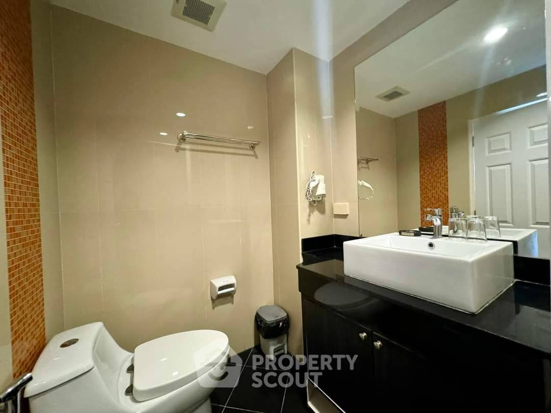picture 2-Bedroom Condo For Sale At New Nordic Atrium, Phratamnak (ID 1529083) - 9/15