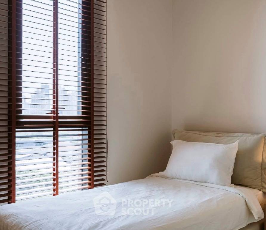 รูป คอนโด 2 ห้องนอน 79 ตร.ม. The Room สุขุมวิท 38 ใกล้ BTS เอกมัย (ID 3111818) - รูปที่ 6/8
