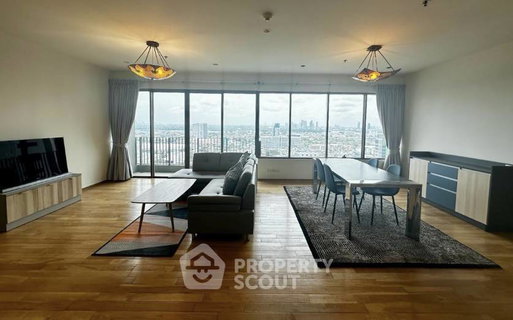 คอนโด 3 ห้องนอน ขาย The Emporio Place ใกล้ BTS พร้อมพงษ์ (ID 2681072)