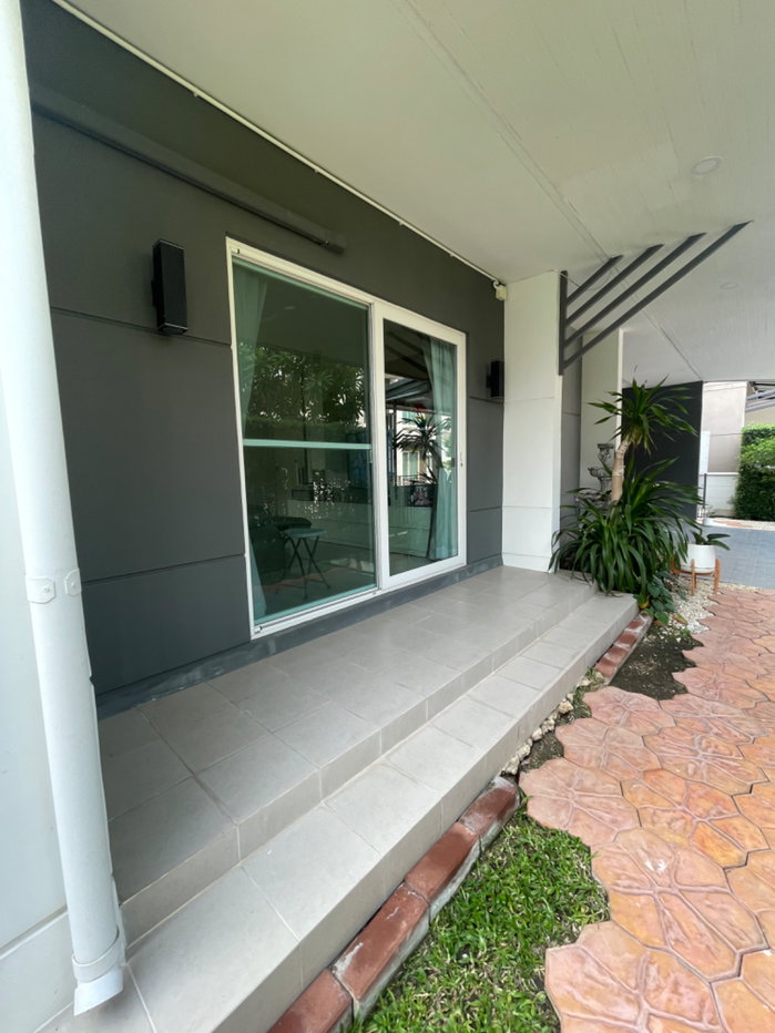 รูป ขายบ้านเดี่ยวมือสอง สภาพดี ตกแต่งครบพร้อมเฟอร์นิเจอร์ - รูปที่ 9/32