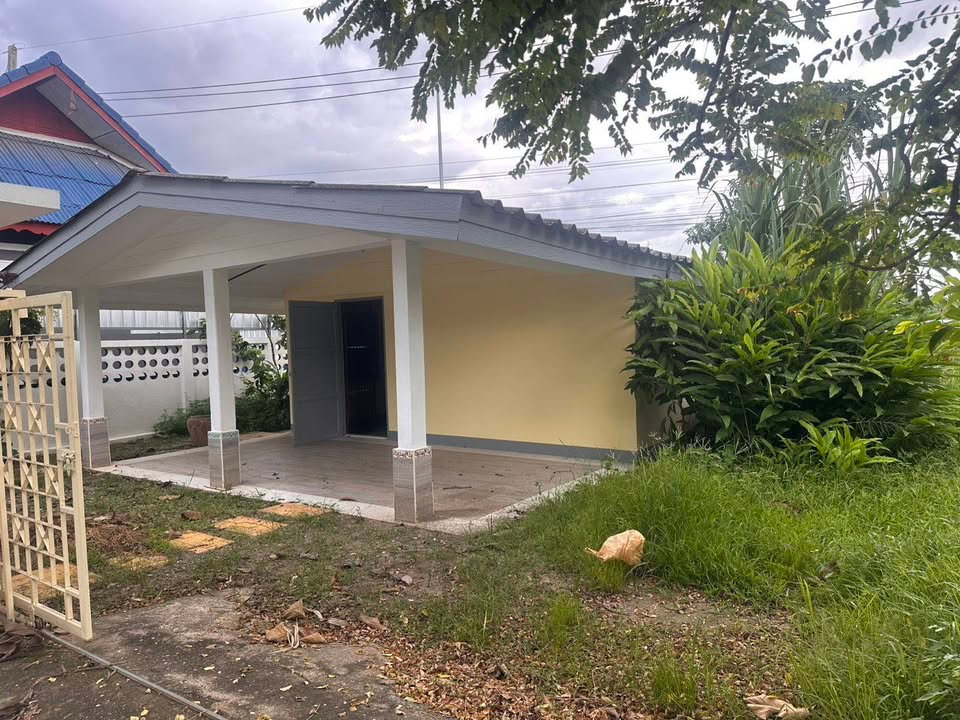 picture Single-Story House, Ban Ton Ngio, San Phak Wan, Great Location! T. 063-6649056 - 5/11