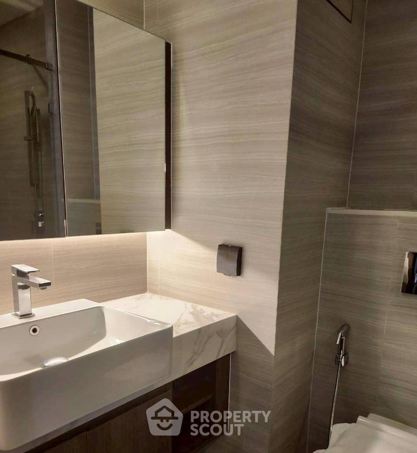 picture Well-Priced 1-BR At Park Origin Thonglor, High-Floor 41st, BTS Thong Lo (ID 2500478) - 2/6