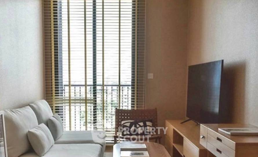 picture Pet-Friendly 2-BR Condo At Maru Ekkamai 2, Near BTS Ekkamai (ID 3119065) - 1/5