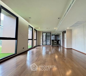 รูปภาพ 3-BR 171 Sqm Condo At The Hudson Sathorn 7, Near BTS Chong Nonsi (ID 2814622)