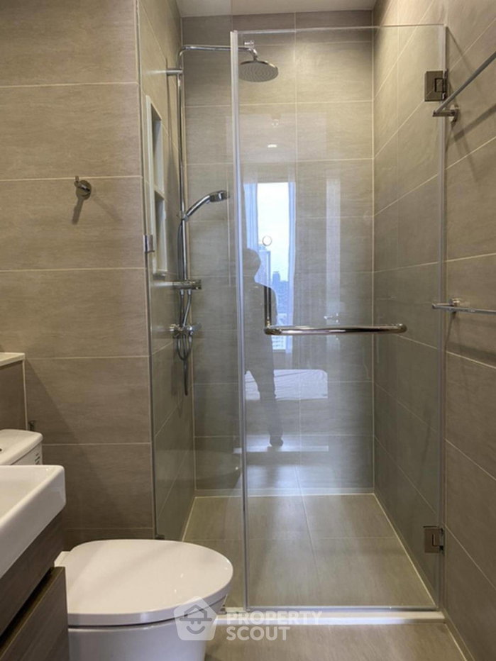 picture High-Floor 1-BR Condo At Rhythm Charoenkrung Pavilion, BTS Saphan Taksin (ID 1600995) - 7/12