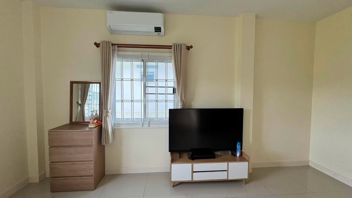 รูป 🏡 ขาย บ้านเดี่ยว 1 ชั้น พร้อมเฟอร์นิเจอร์ครบชุด ทำเลดีมาก เดินทางสะดวก ติดถนนวงแหวนรอบ 3 ใกล้ 7-11 ปั้มน้ำมัน และอื่นๆอีกมากมาย - รูปที่ 5/11