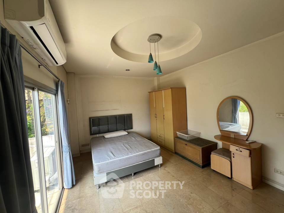 รูป บ้าน 5 ห้องนอน ให้เช่า หมู่บ้าน Magmai Village Ramindra 103/3 แขวงคันนายาว (ID 2676850) - รูปที่ 33/38