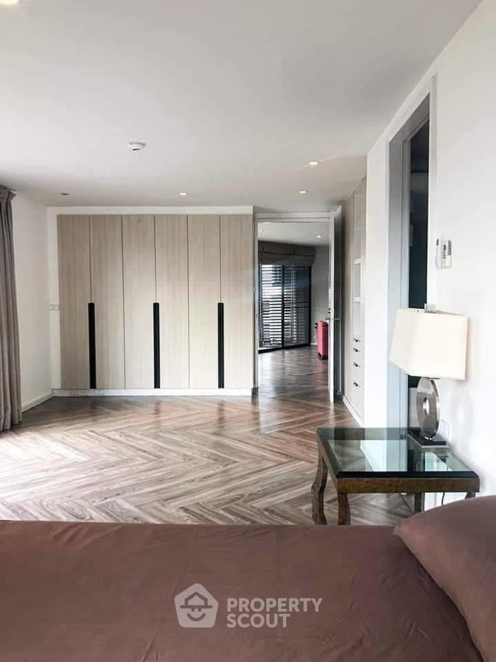 รูป คอนโด 3 ห้องนอน Pet-Friendly ที่ TBI Tower ห่าง BTS พร้อมพงษ์ 400 ม. (ID 875450) - รูปที่ 14/18