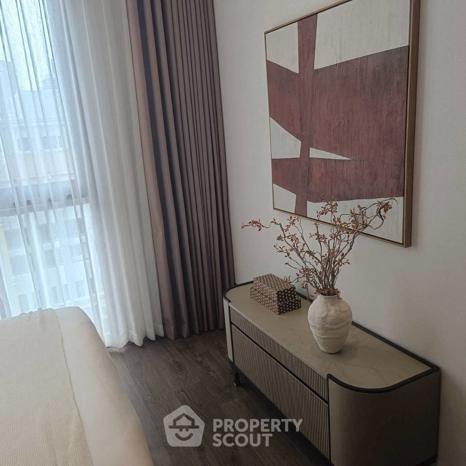 รูป 2 ห้องนอน 96 ตร.ม. ชั้น 11 คอนโด ROMM CONVENT ใกล้ BTS ศาลาแดง 400 ม. (ID 3124797) - รูปที่ 9/15