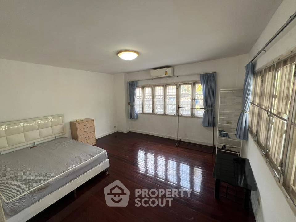 รูป บ้าน 5 ห้องนอน ให้เช่า หมู่บ้าน Magmai Village Ramindra 103/3 แขวงคันนายาว (ID 2676850) - รูปที่ 24/38