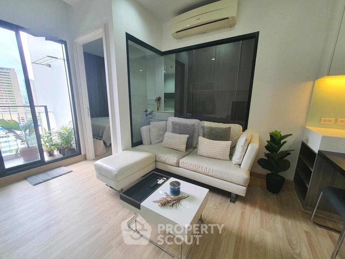 รูป คอนโด 1 ห้องนอน 37 ตร.ม. ใกล้ BTS กรุงธนบุรี (400 ม.) Urbano Absolute (ID 3005730) - รูปที่ 5/9