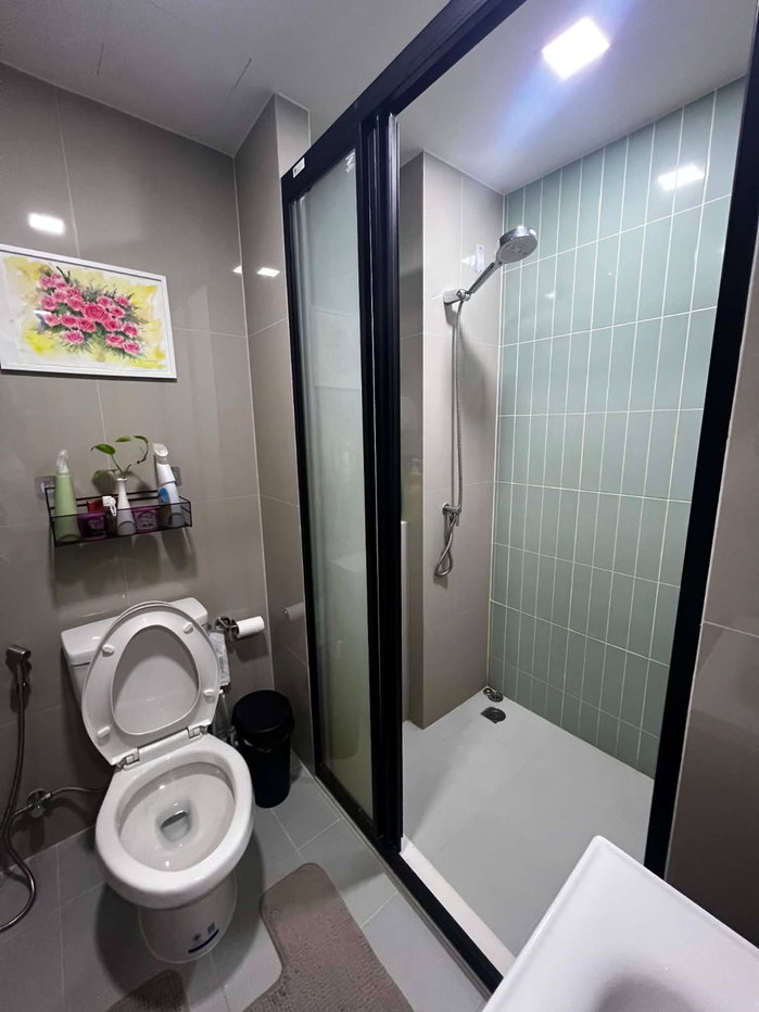 รูป ด่วน! คอนโดให้เช่า รามคำแหง 22 เพียง 8,000 บาท/เดือน | พร้อมอยู่ | เครื่องใช้ไฟฟ้าครบ - รูปที่ 4/11