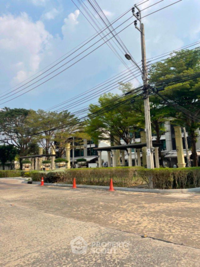รูป ทาวน์โฮม 3 ห้องนอน ให้เช่า บ้านกลางเมือง นวมินทร์ 42 เขตคลองกุ่ม (ID 2036974) - รูปที่ 5/5